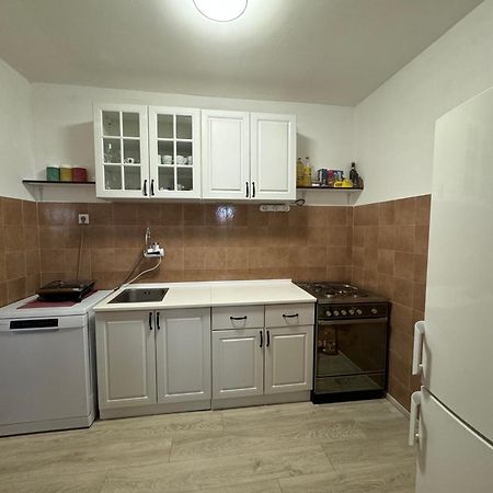 Apartment Gordan โตรกีร์ ภายนอก รูปภาพ