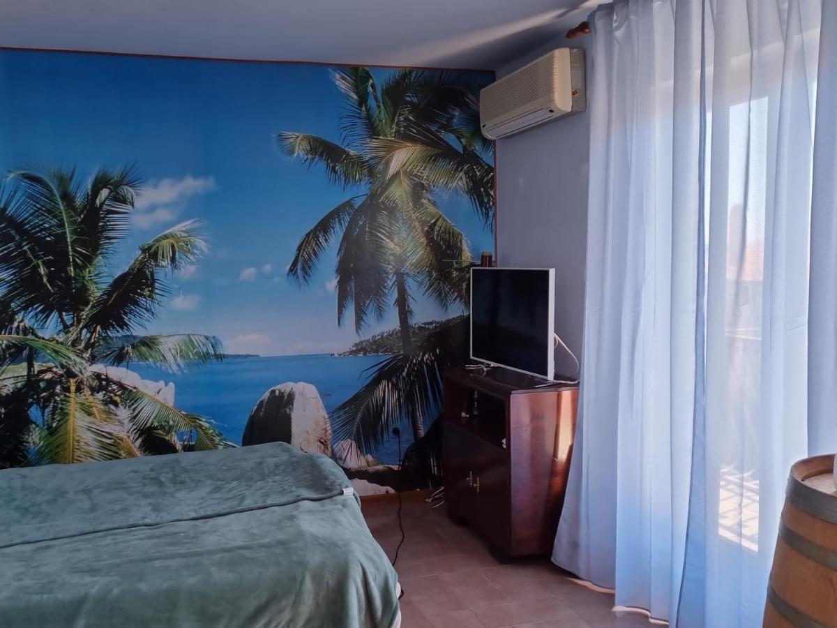 Apartment Gordan โตรกีร์ ภายนอก รูปภาพ